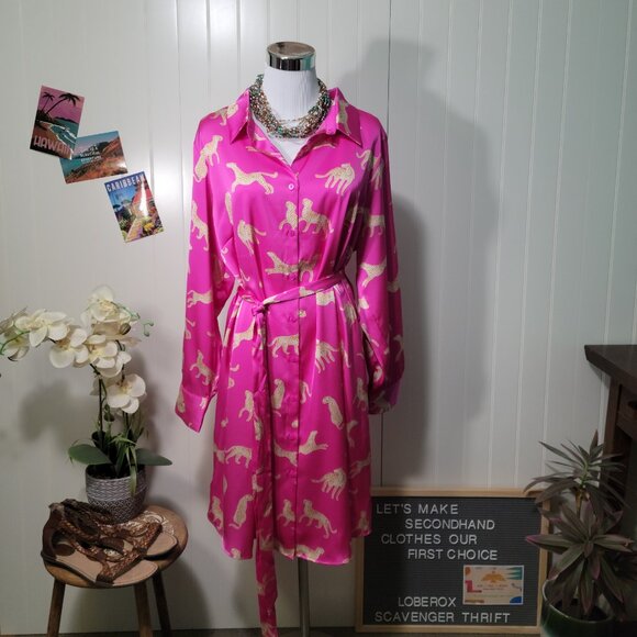 NWT Skies are Blue Curvy Pink Animal Cheetah Print Button Down Satin Shirt Dress - Picture 9 of 13